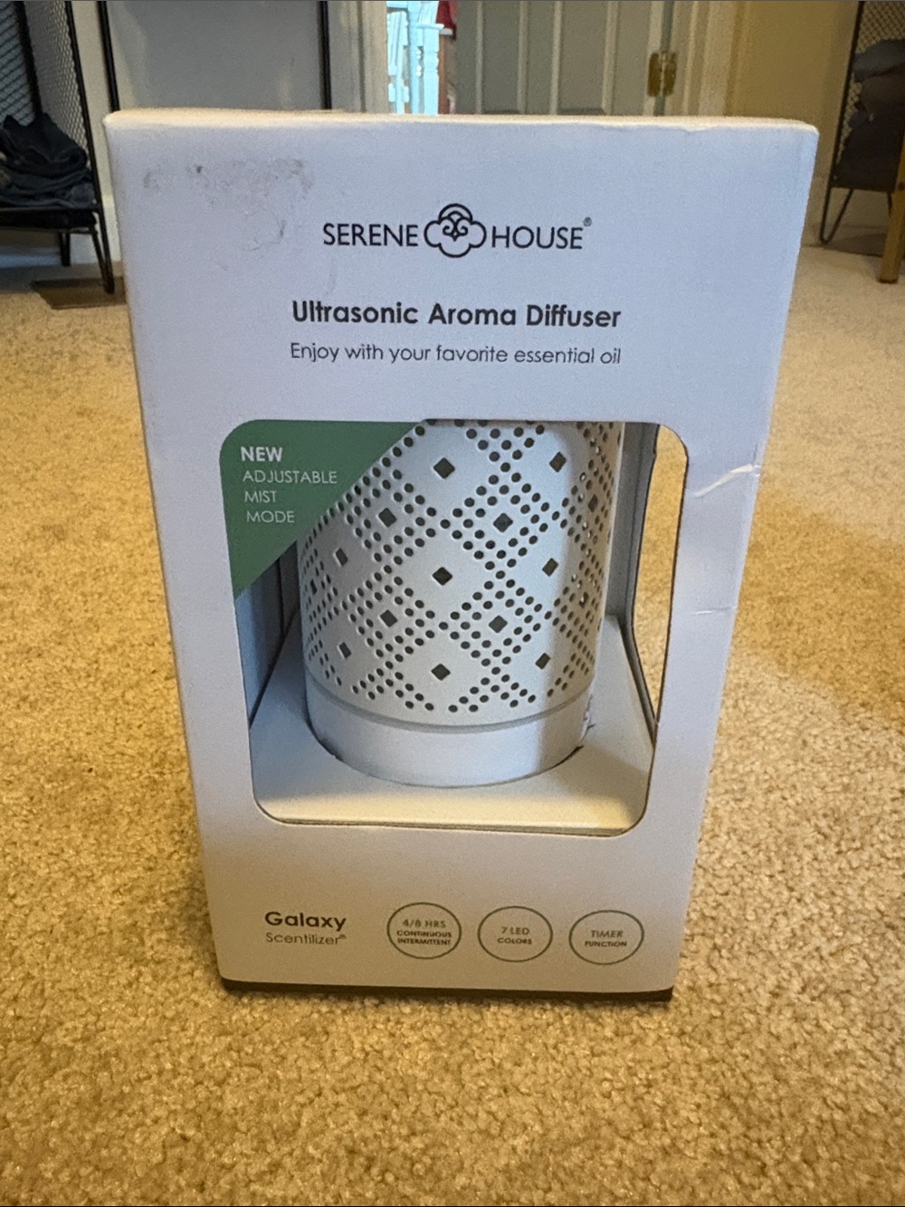 Brand new Serene House Ultrasonic Aroma Diffuser - White